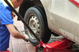 岫岩附近拖车24小时服务热线电话